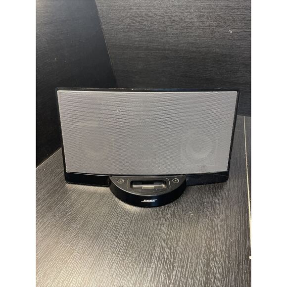 Bose SoundDock‎ Series 1 Digital Music System Speaker iPod iPhone Dock UNIT ONLY - Picture 1 of 3